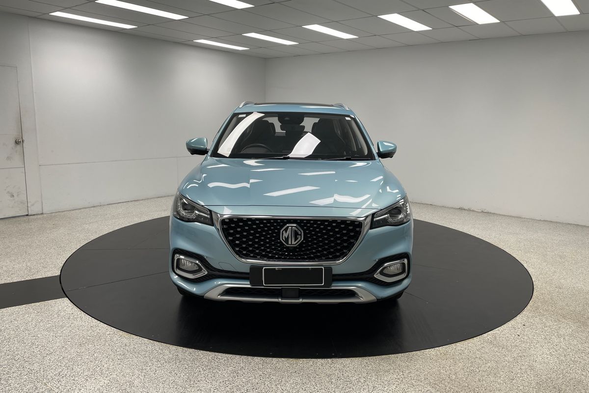2021 MG HS