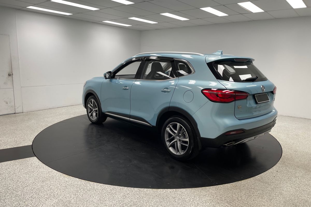 2021 MG HS