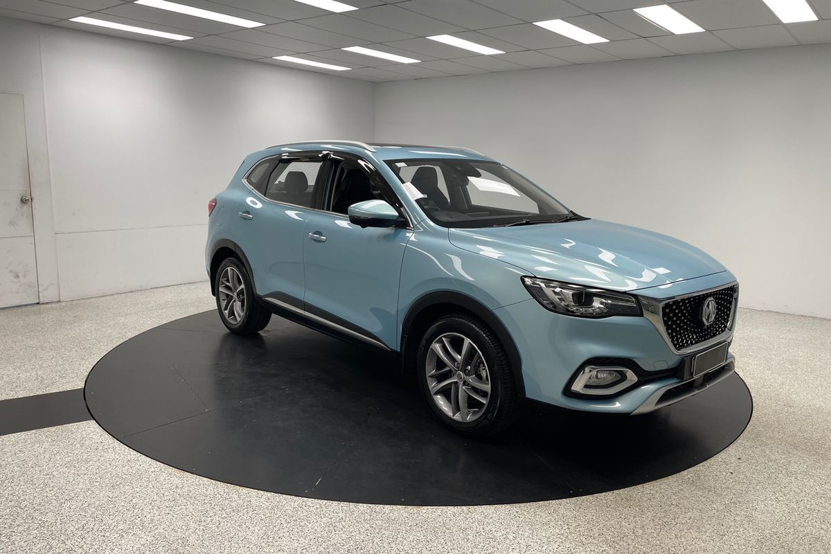 2021 MG HS
