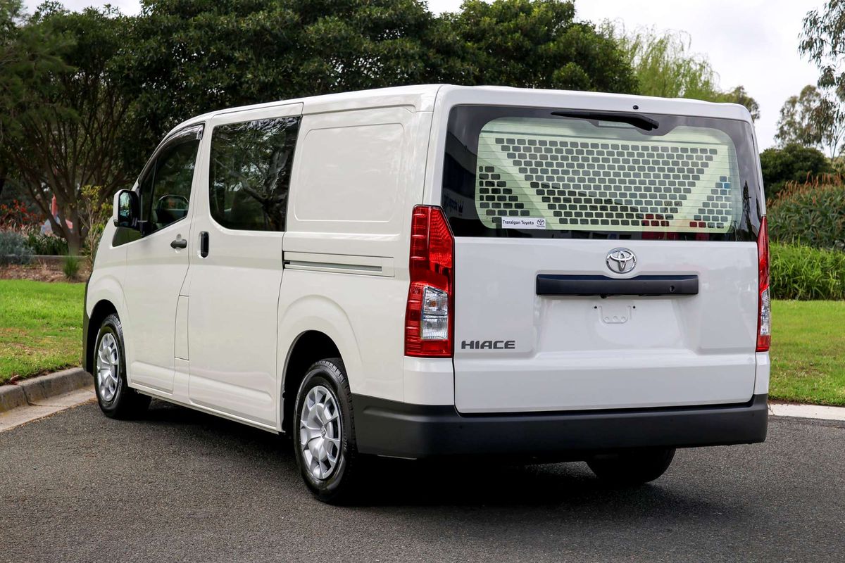 2024 Toyota Hiace GDH300R LWB image 7