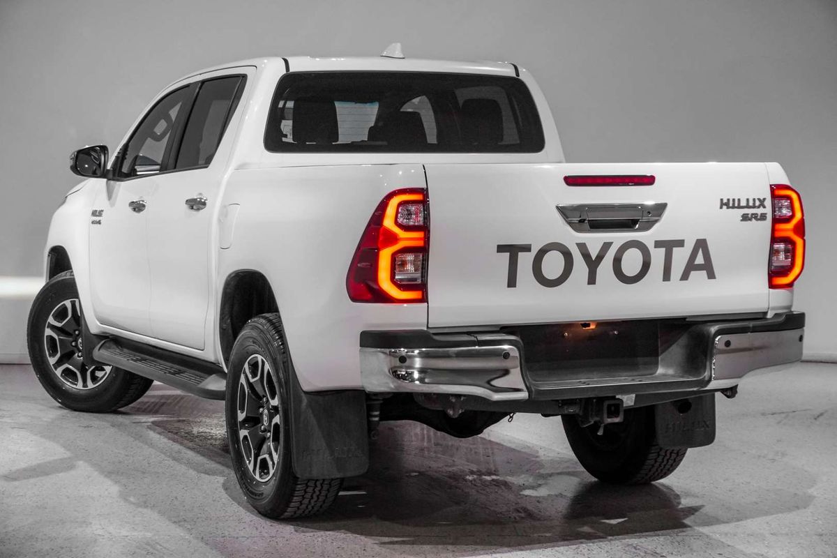2022 Toyota Hilux SR5 GUN126R 4X4