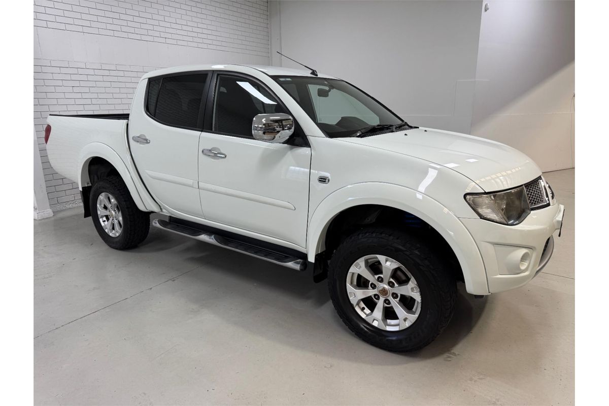 2014 Mitsubishi Triton GLX-R MN 4X4