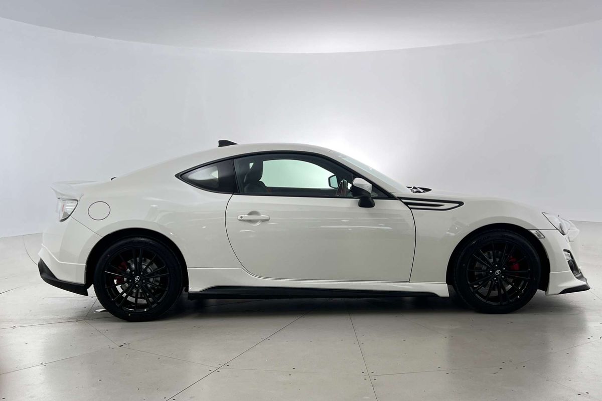 2015 Toyota 86 Limited Edition 2.0L Petrol Automatic Coupe