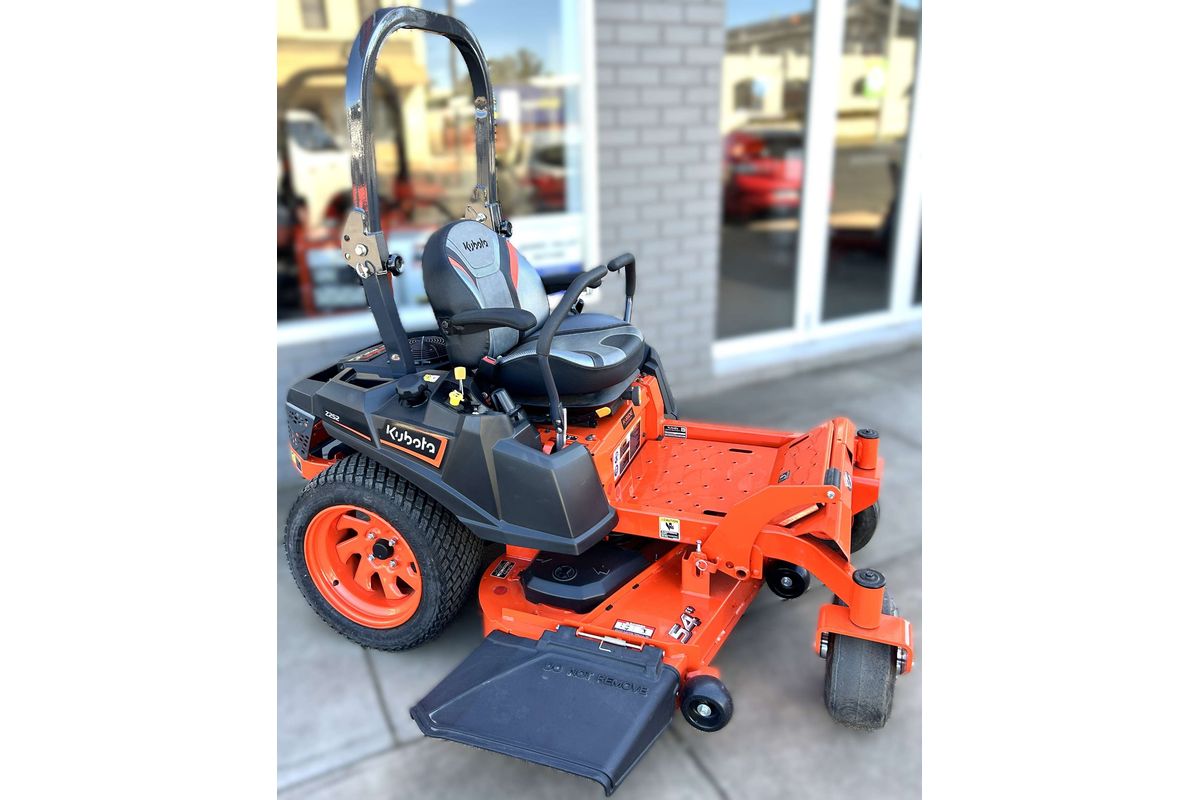 2025 Kubota Z252KW-54-AU