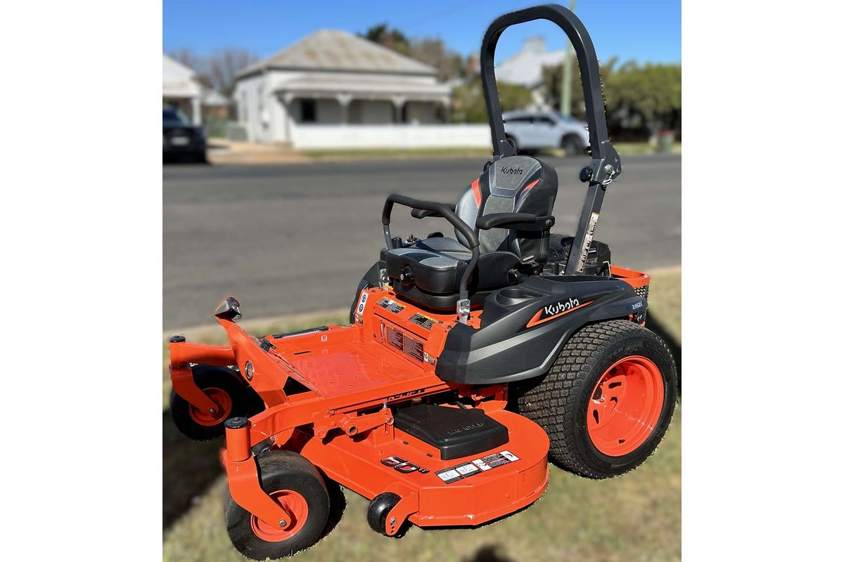 2025 Kubota Z452KWTI-60-AU