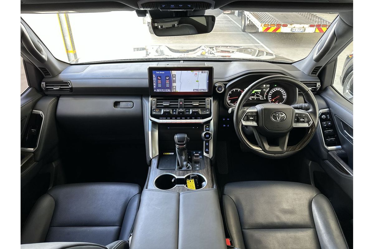 2024 Toyota Landcruiser VX FJA300R