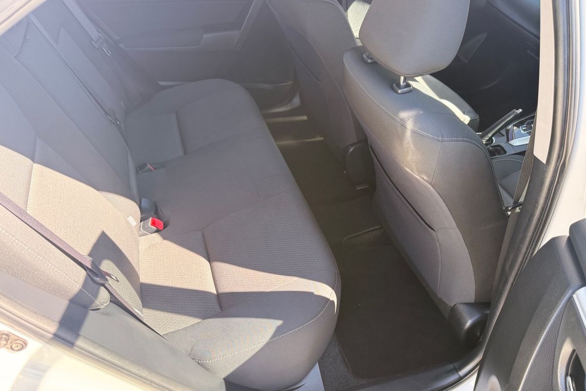 2015 Toyota Corolla SX ZRE172R