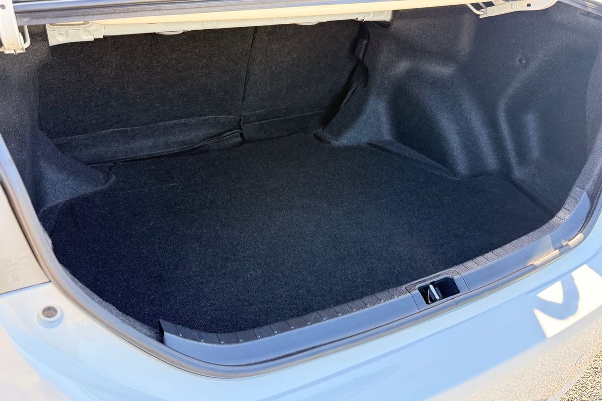 2015 Toyota Corolla SX ZRE172R