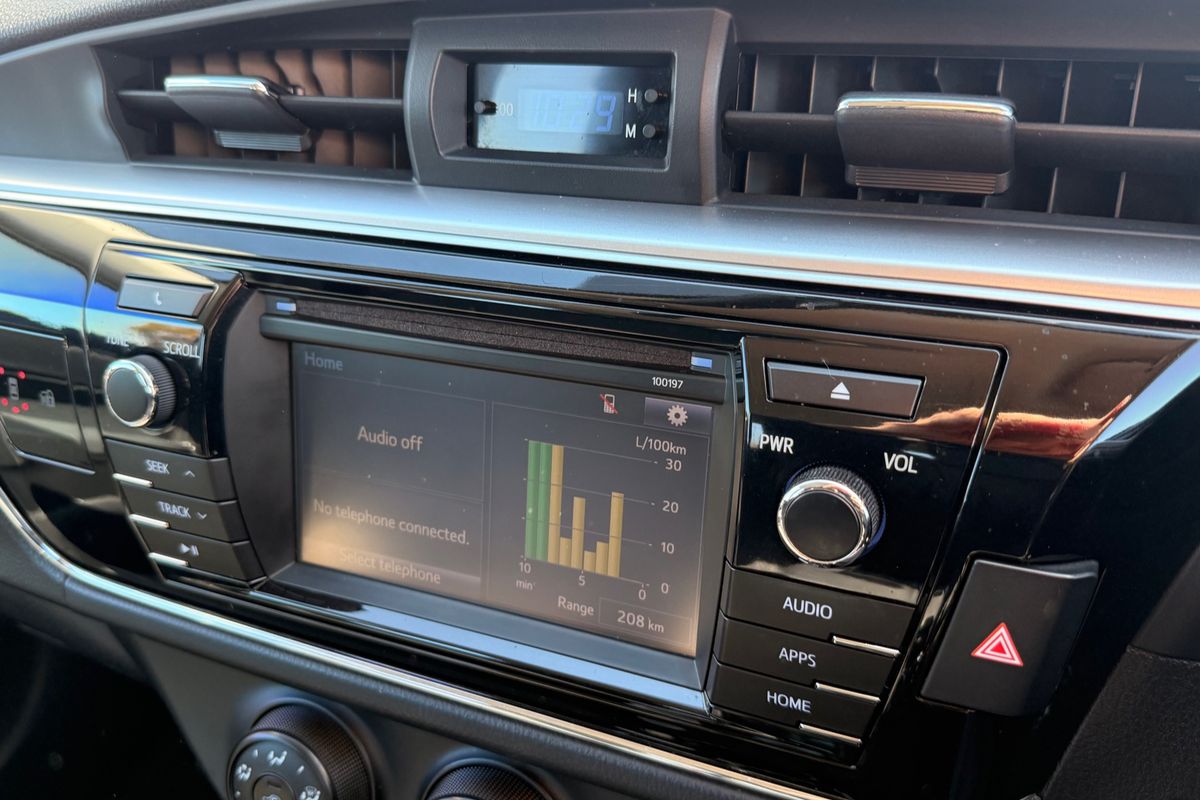 2015 Toyota Corolla SX ZRE172R