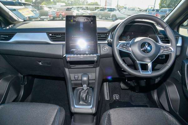 2025 Mitsubishi ASX LS XE thumb-16
