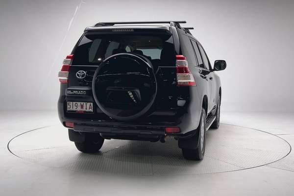 2016 Toyota Landcruiser Prado VX GDJ150R thumb-1