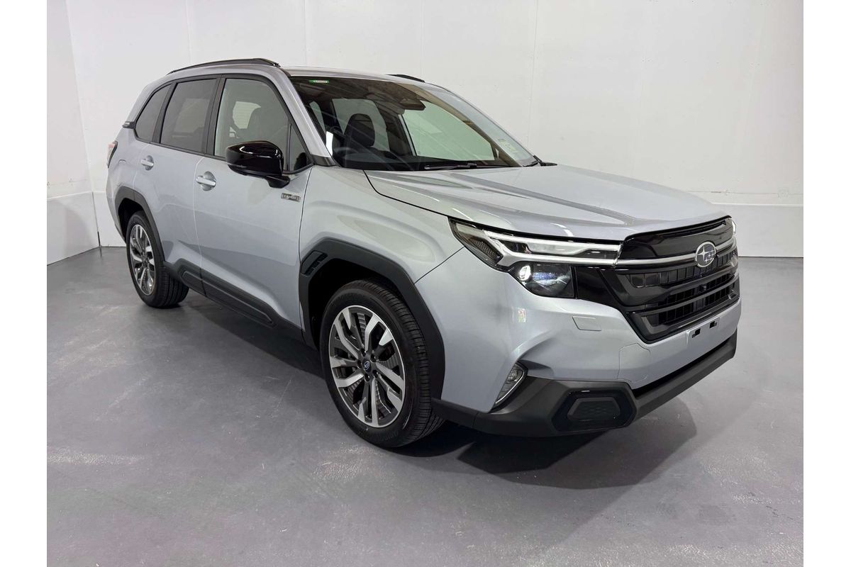 2026 Subaru Forester Hybrid Touring S6