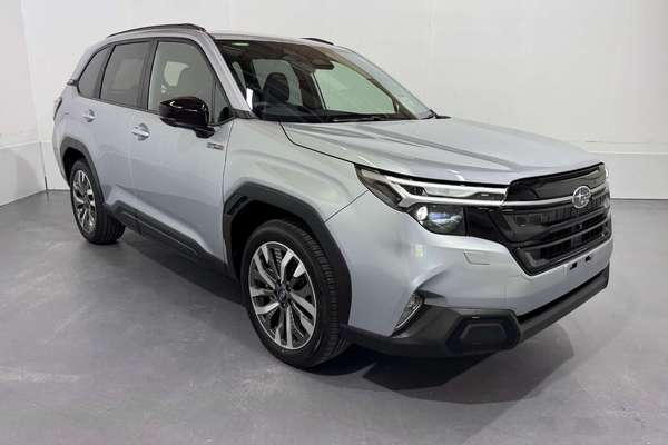 2026 Subaru Forester Hybrid Touring S6
