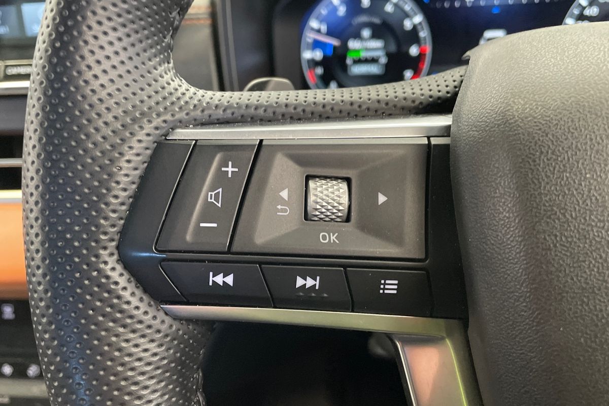 2023 Mitsubishi Outlander Exceed Tourer ZM