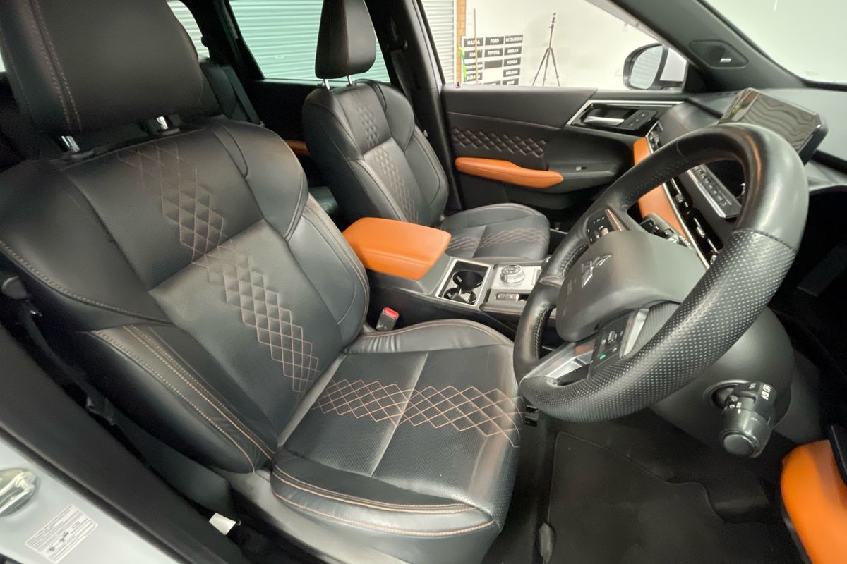2023 Mitsubishi Outlander Exceed Tourer ZM