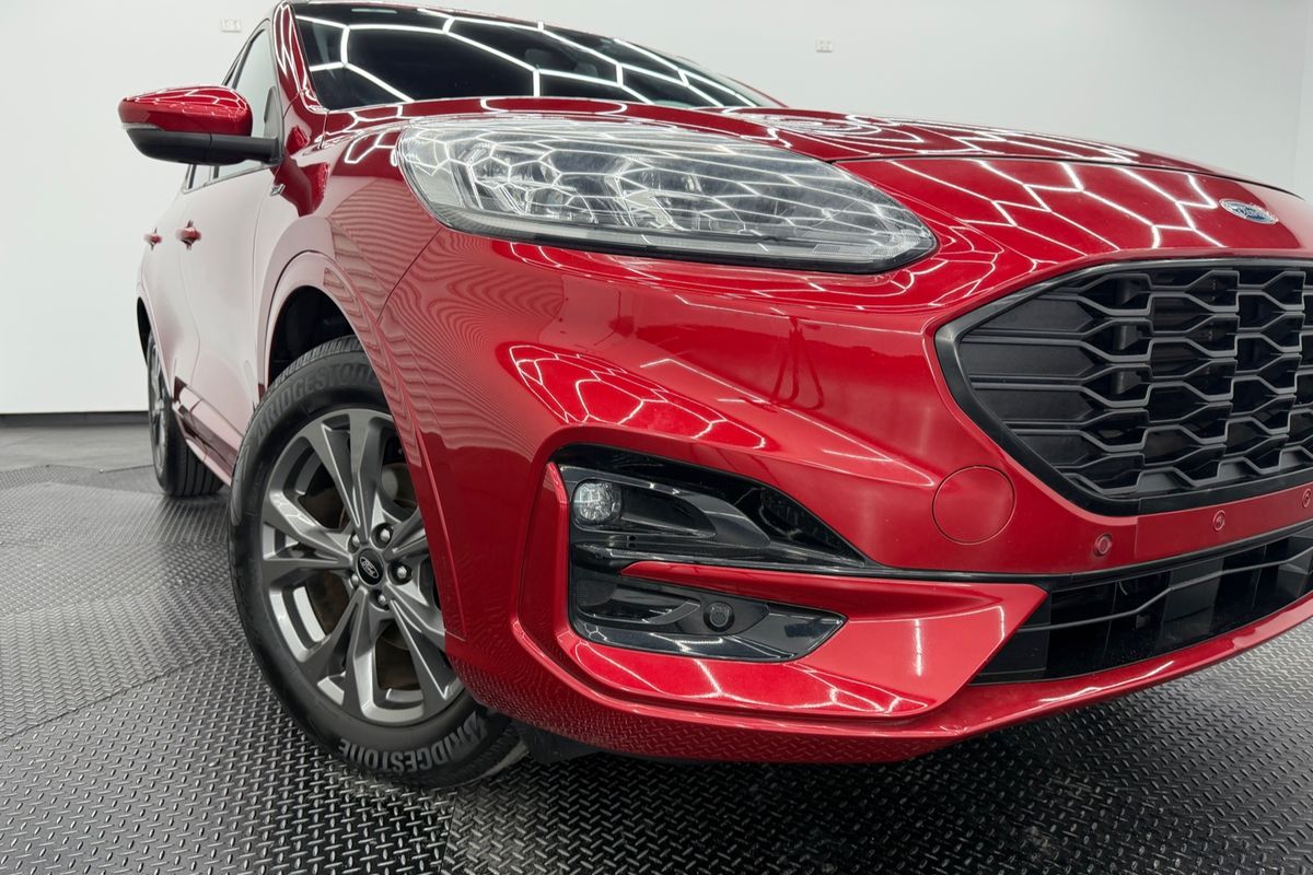 2020 Ford Escape ST-Line ZH