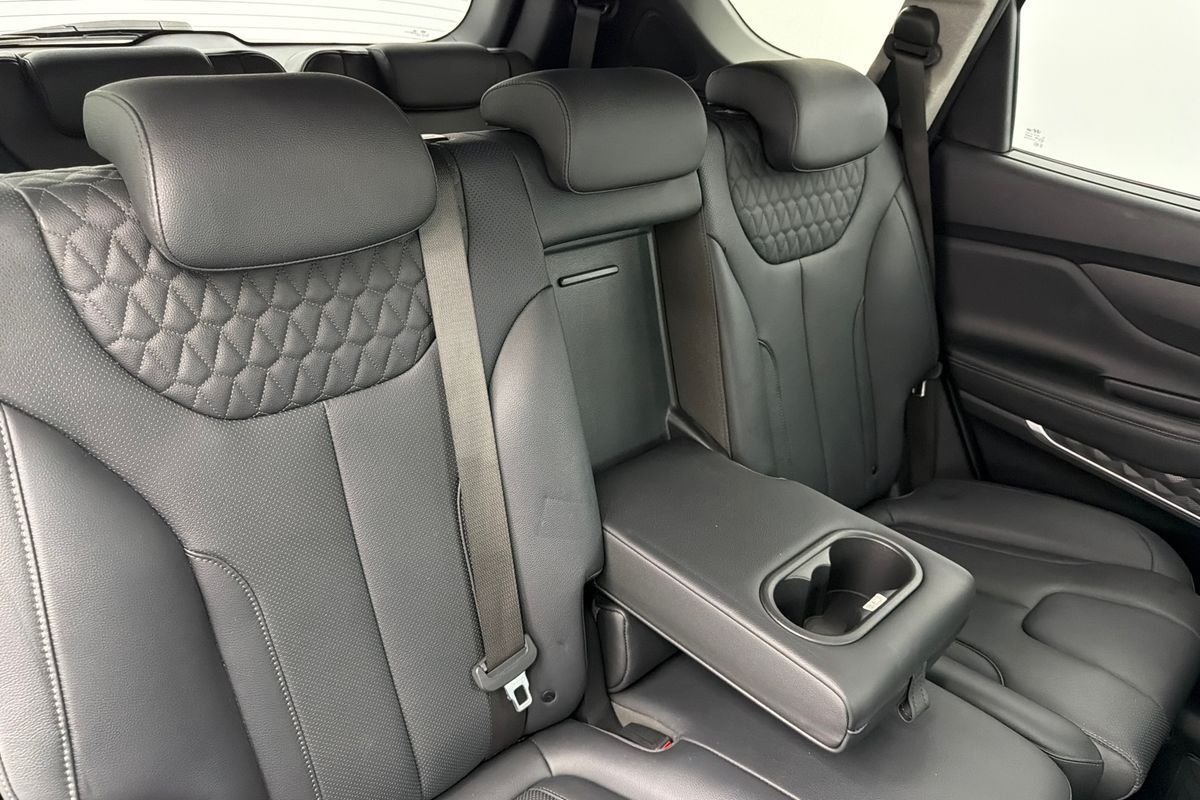 2020 Hyundai Santa Fe Highlander TM.2