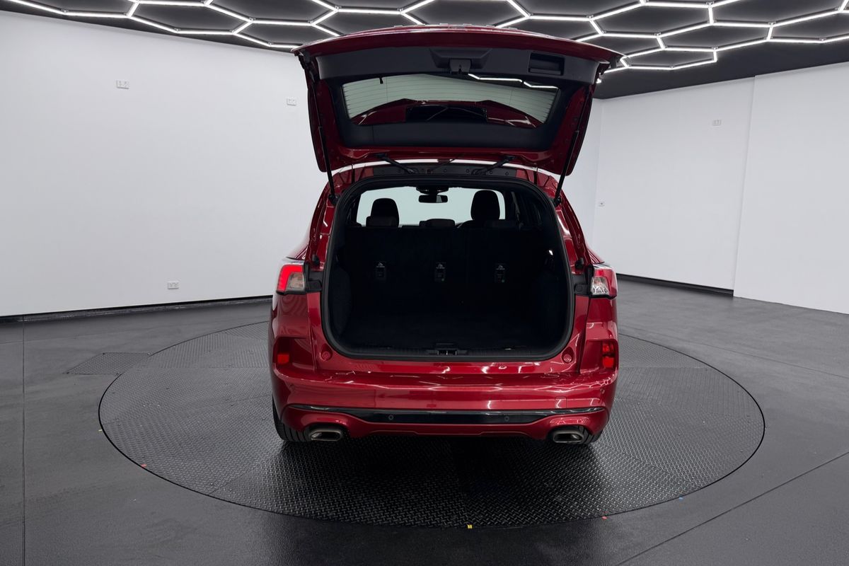 2020 Ford Escape ST-Line ZH