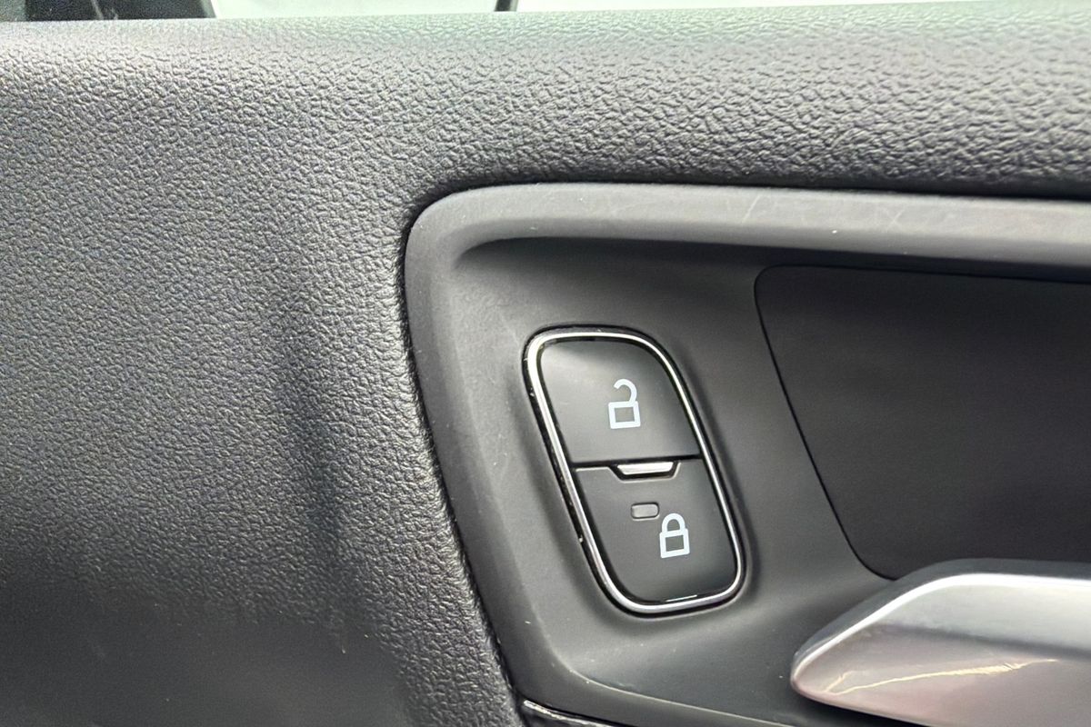 2020 Ford Escape ST-Line ZH