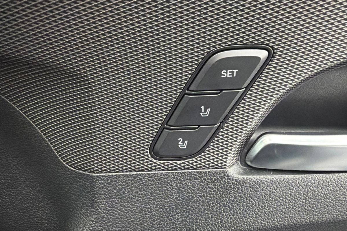 2020 Hyundai Santa Fe Highlander TM.2