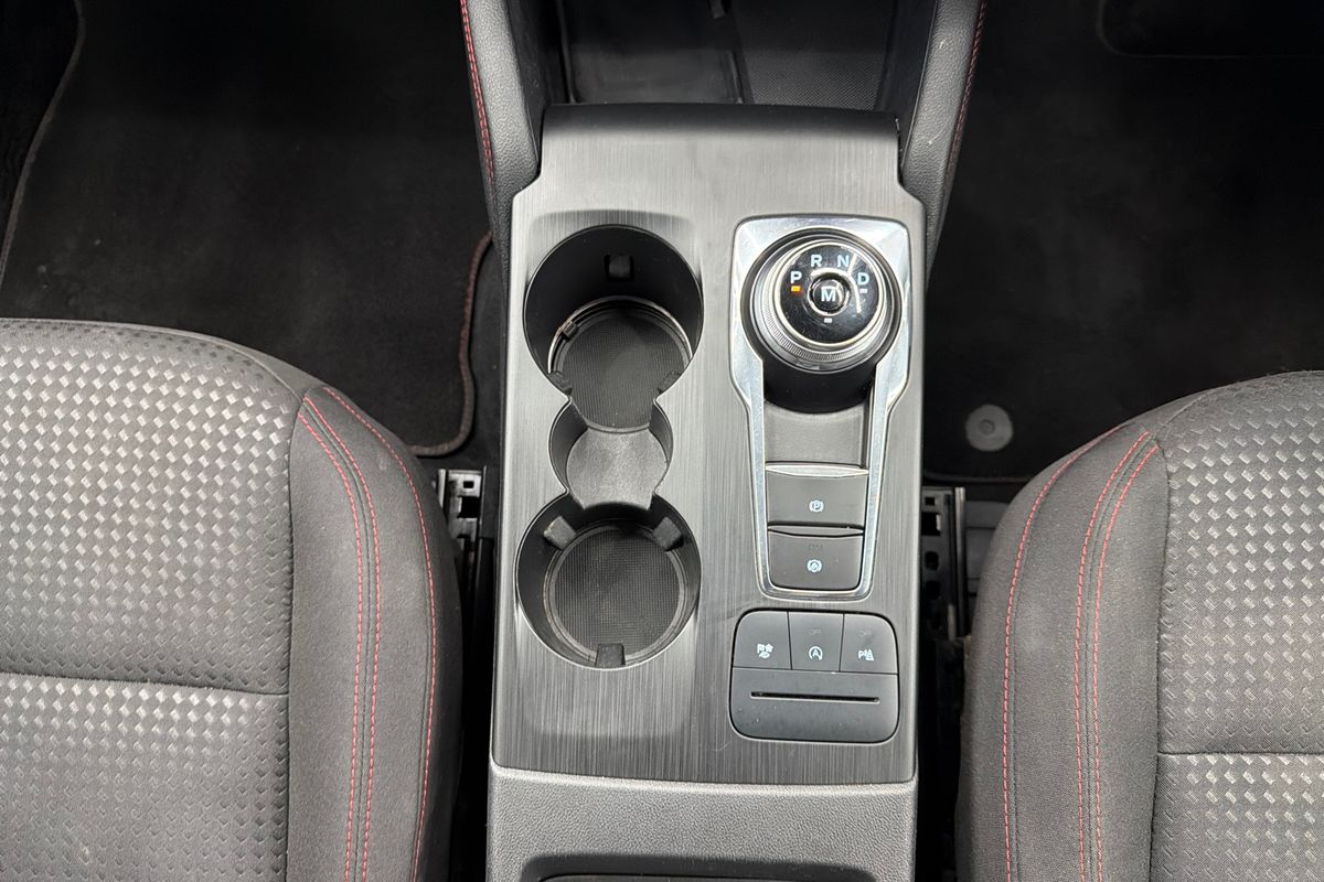 2020 Ford Escape ST-Line ZH