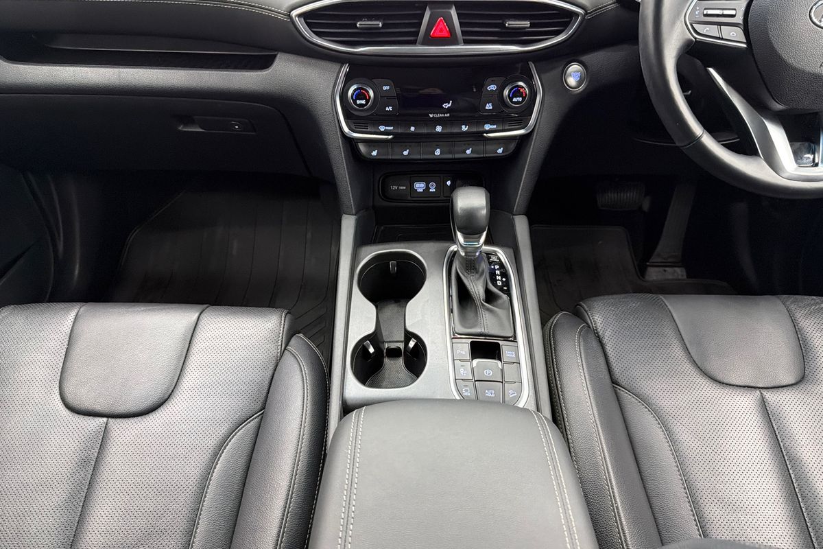 2020 Hyundai Santa Fe Highlander TM.2
