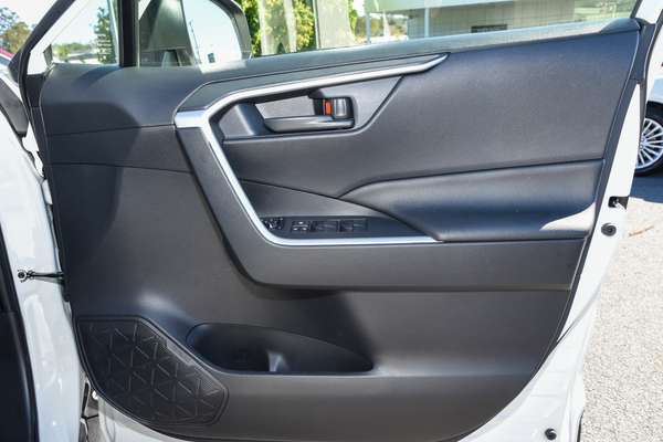 2024 Toyota RAV4 GX AXAH52R thumb-15