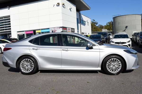 2024 Toyota Camry Ascent AXVH80R thumb-4