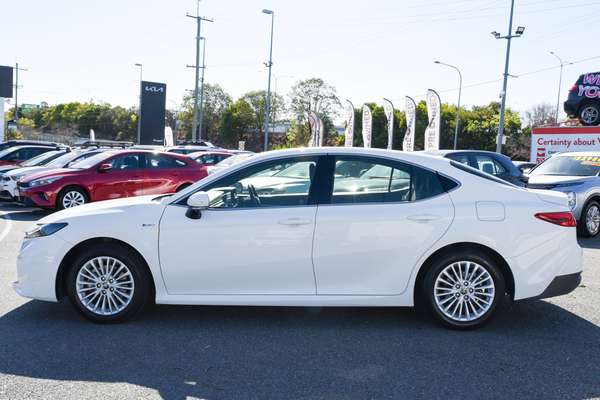 2024 Toyota Camry Ascent AXVH80R thumb-4