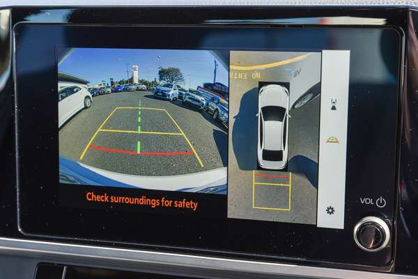 2024 Toyota Camry Ascent AXVH80R thumb-11