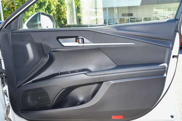 2024 Toyota Camry Ascent AXVH80R thumb-15