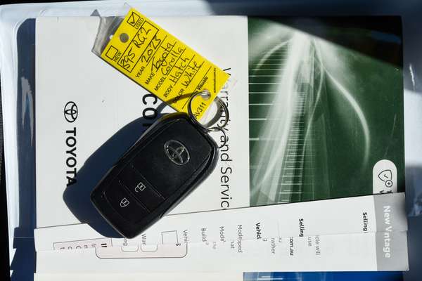 2023 Toyota Corolla Ascent Sport Hybrid ZWE219R thumb-21