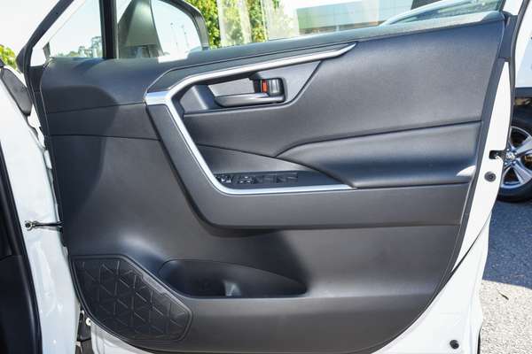 2024 Toyota RAV4 GX AXAH52R thumb-15