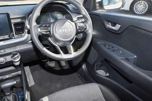 2024 Kia Stonic S YB thumb-17