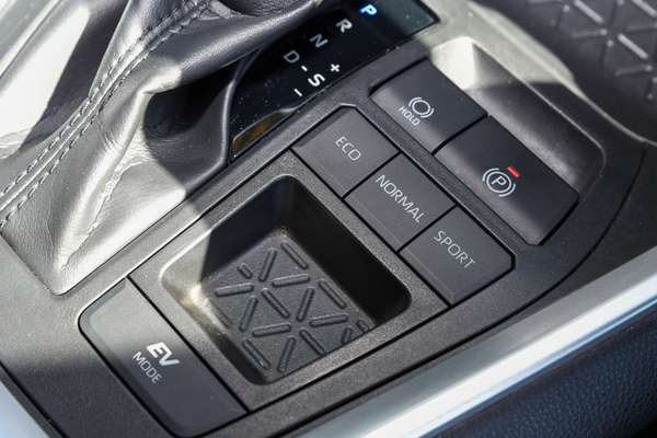2024 Toyota RAV4 GX AXAH52R thumb-13