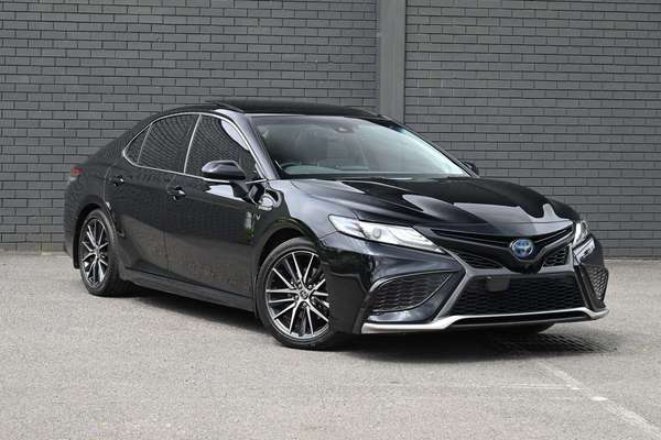2021 Toyota Camry SL AXVH70R