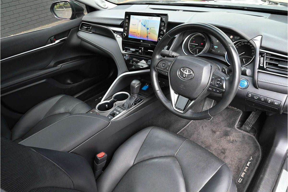 2021 Toyota Camry SL AXVH70R