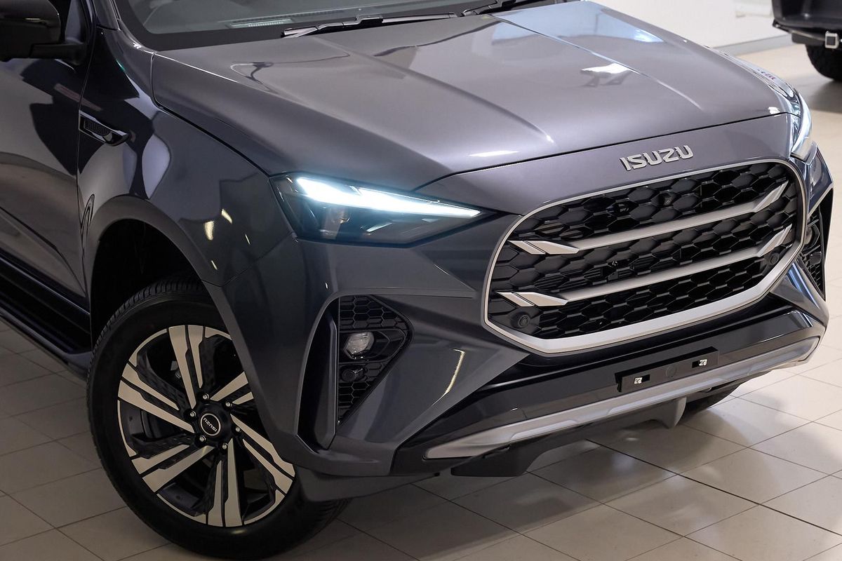 2026 Isuzu MU-X LS-T