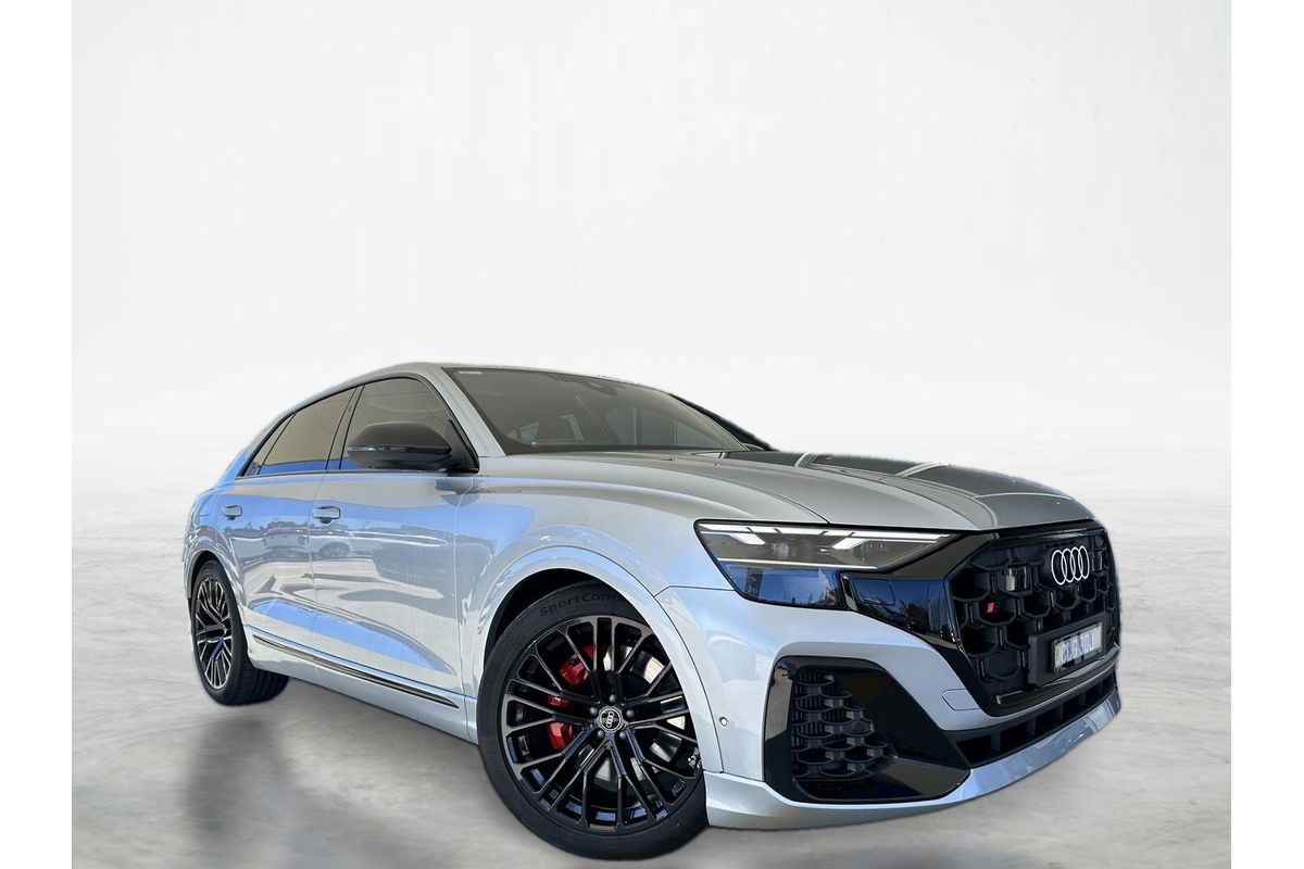 2026 Audi SQ8 TFSI F1