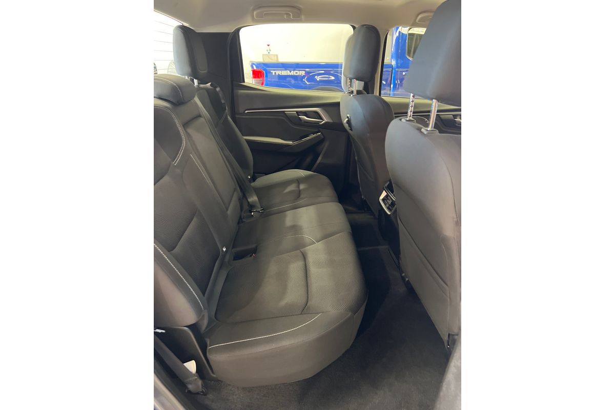 2021 Isuzu D-MAX LS-U 4X4 image 13