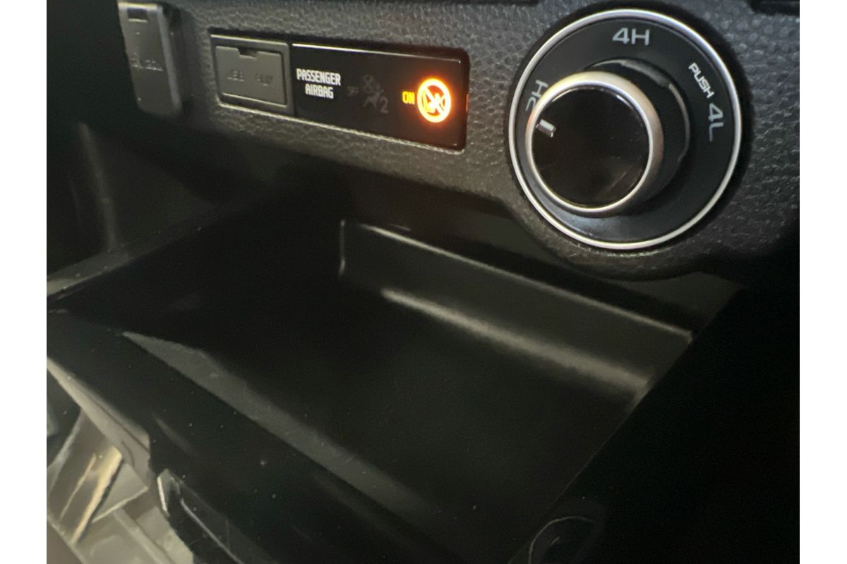 2021 Isuzu D-MAX LS-U 4X4 image 21