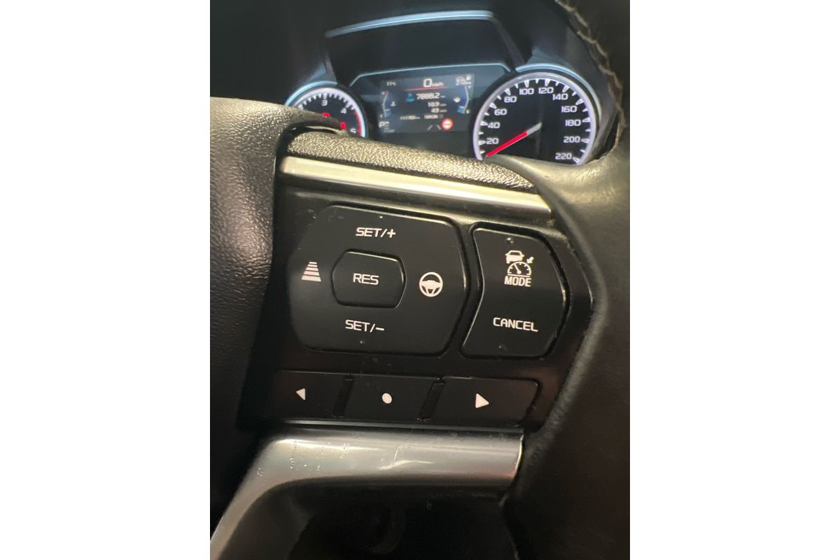 2021 Isuzu D-MAX LS-U 4X4 image 24