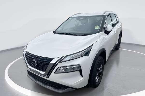 2025 Nissan X-TRAIL ST T33