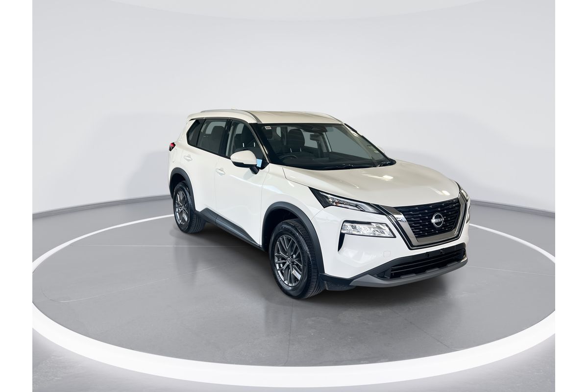 2024 Nissan X-TRAIL ST T33
