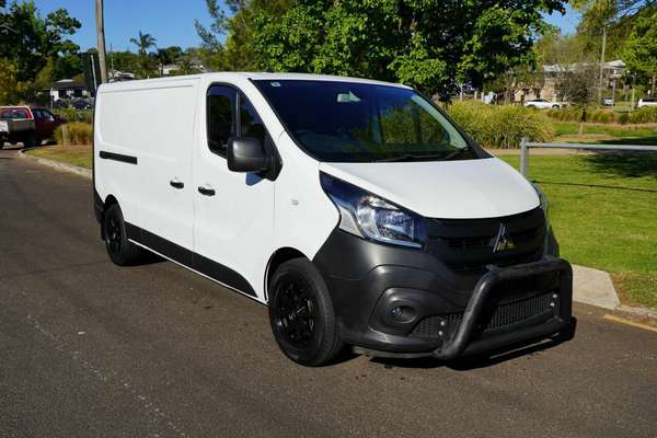 2020 Mitsubishi Express GLX SN LWB
