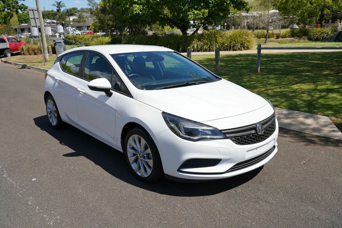 2018 Holden Astra R BK