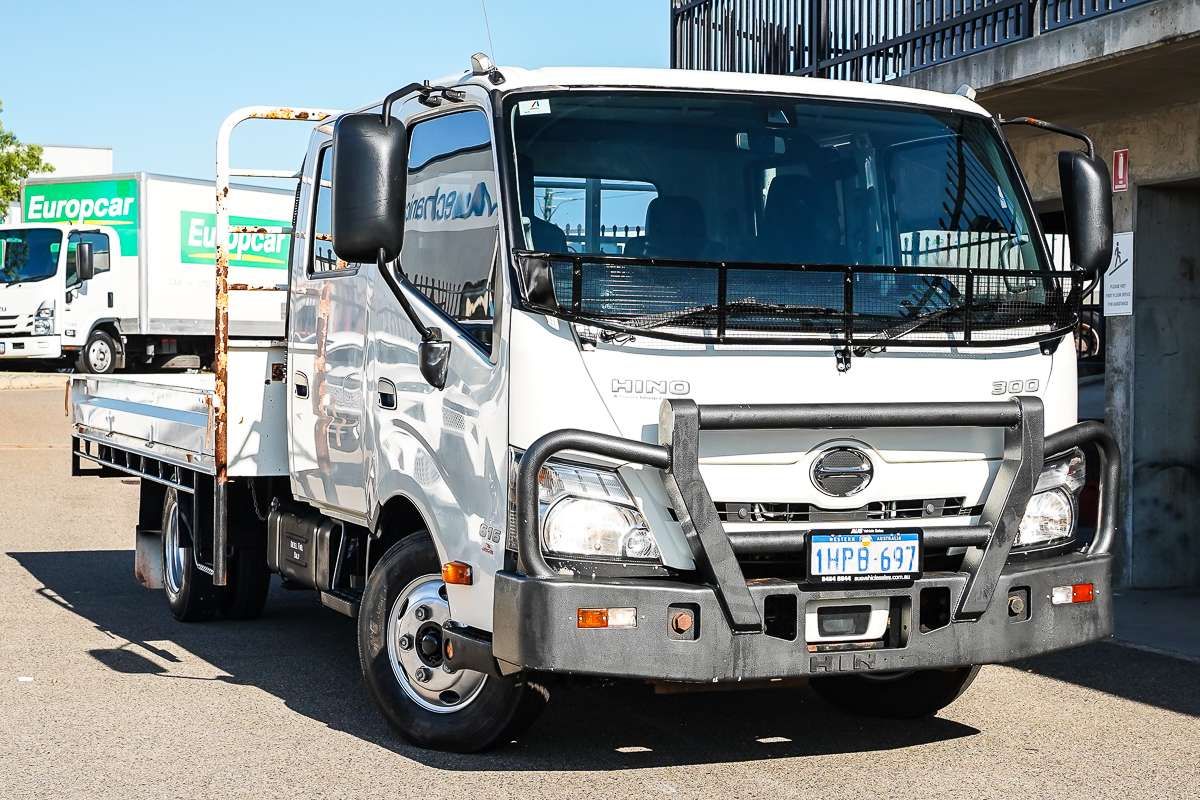 2022 Hino 300 Series 616 Crew LWB