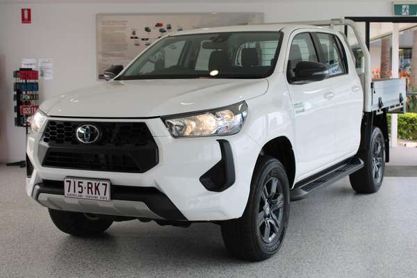 2025 Toyota Hilux SR GUN126R 4X4