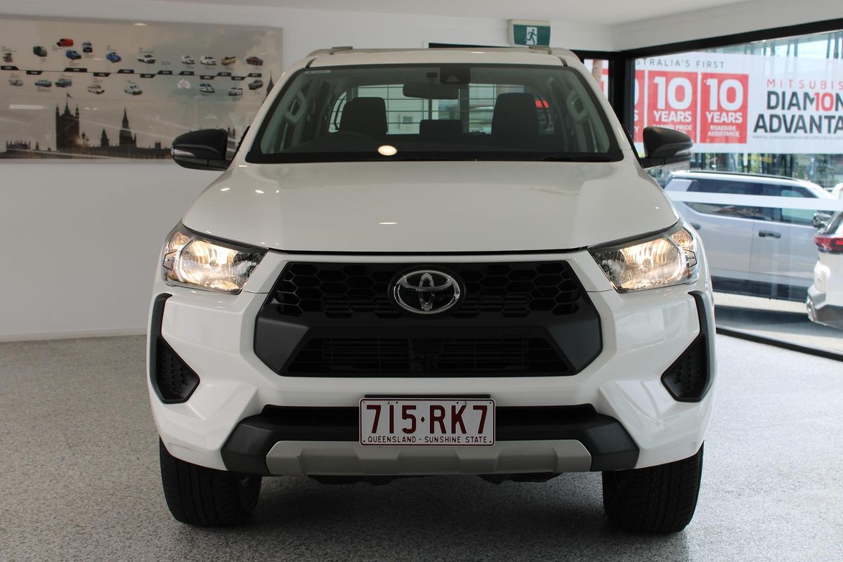 2025 Toyota Hilux SR GUN126R 4X4