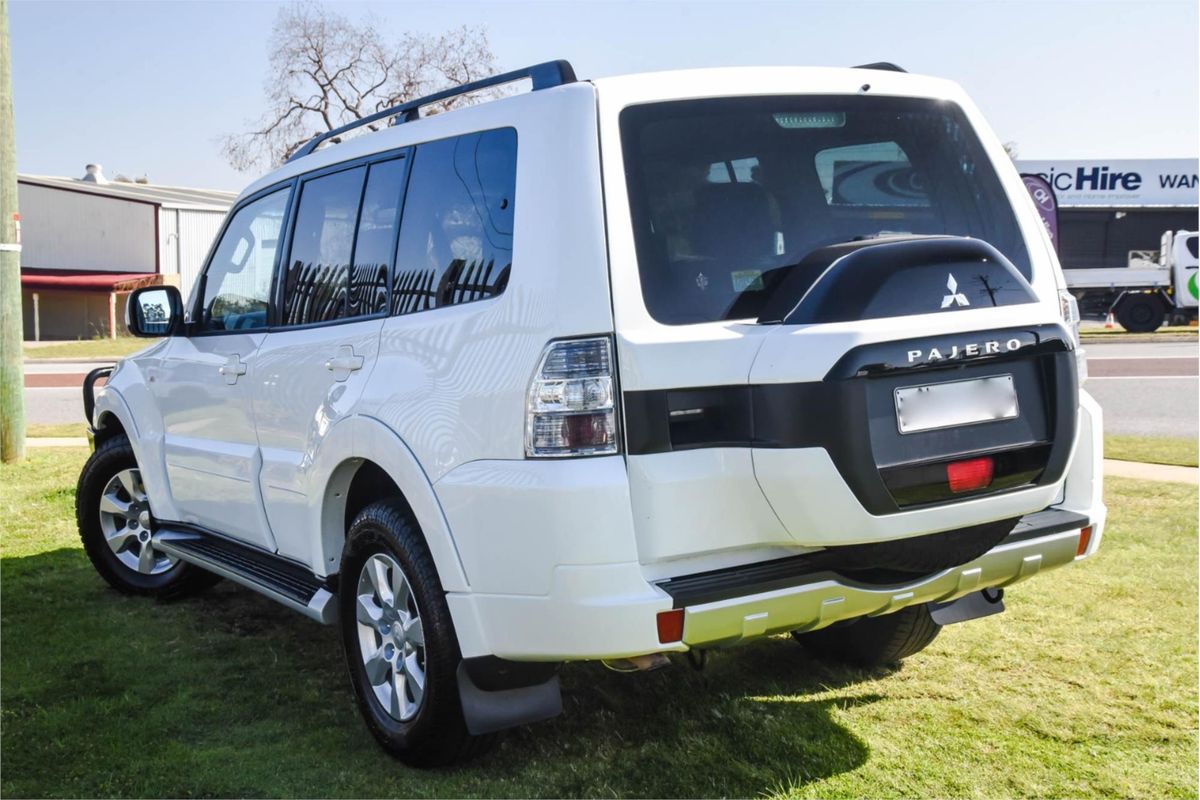 2018 Mitsubishi Pajero GLX NX